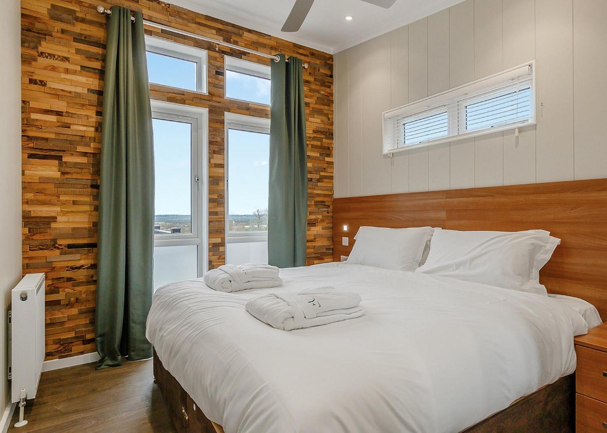 Cheddar Woods Resort And Spa エクステリア 写真