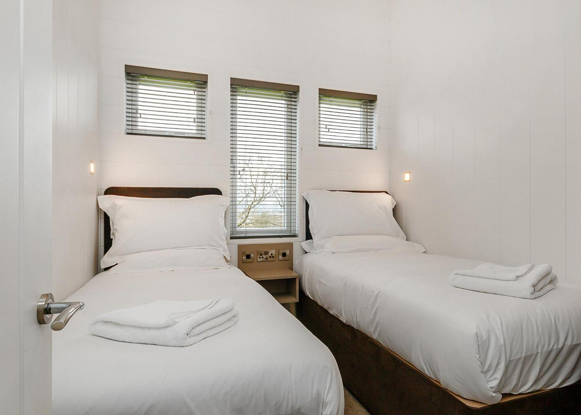 Cheddar Woods Resort And Spa エクステリア 写真